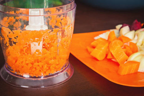 Efficient food choppers, designed to quickly and easily chop, dice, and mince ingredients, perfect for meal preparation in Cyprus.