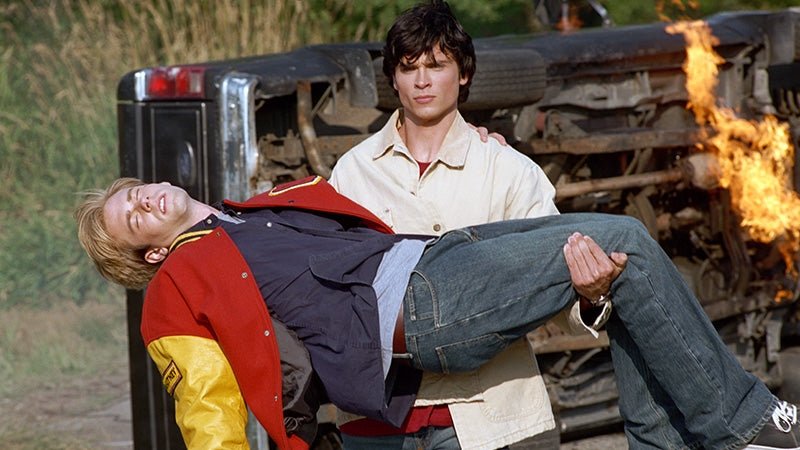 Smallville: The Complete First Season (Used - Like New) - Cyber Shop Cyprus